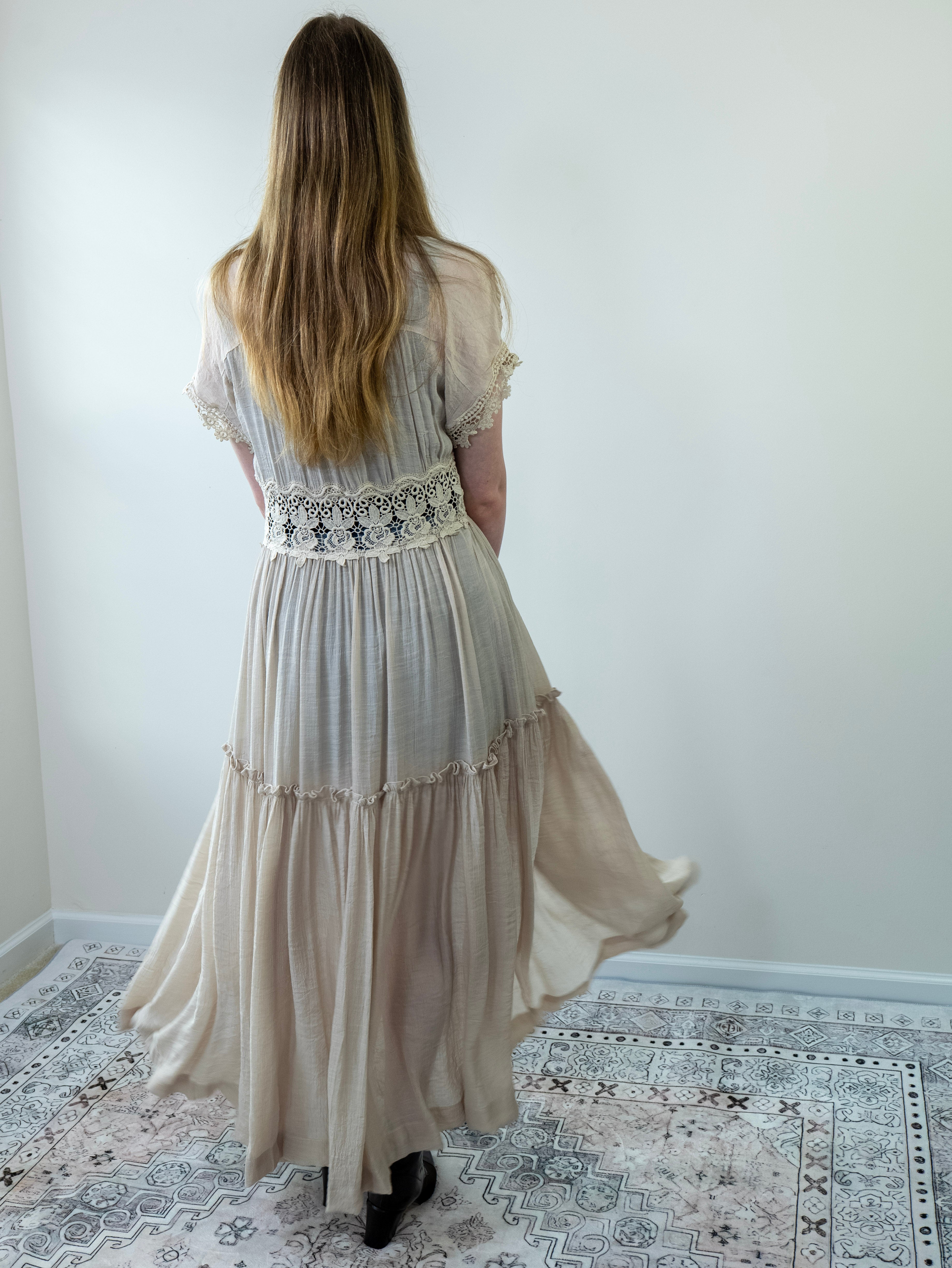 Model wearing Breeze Maxi Duster, back view Full body view of Breeze Maxi Duster showing ankle-length fit