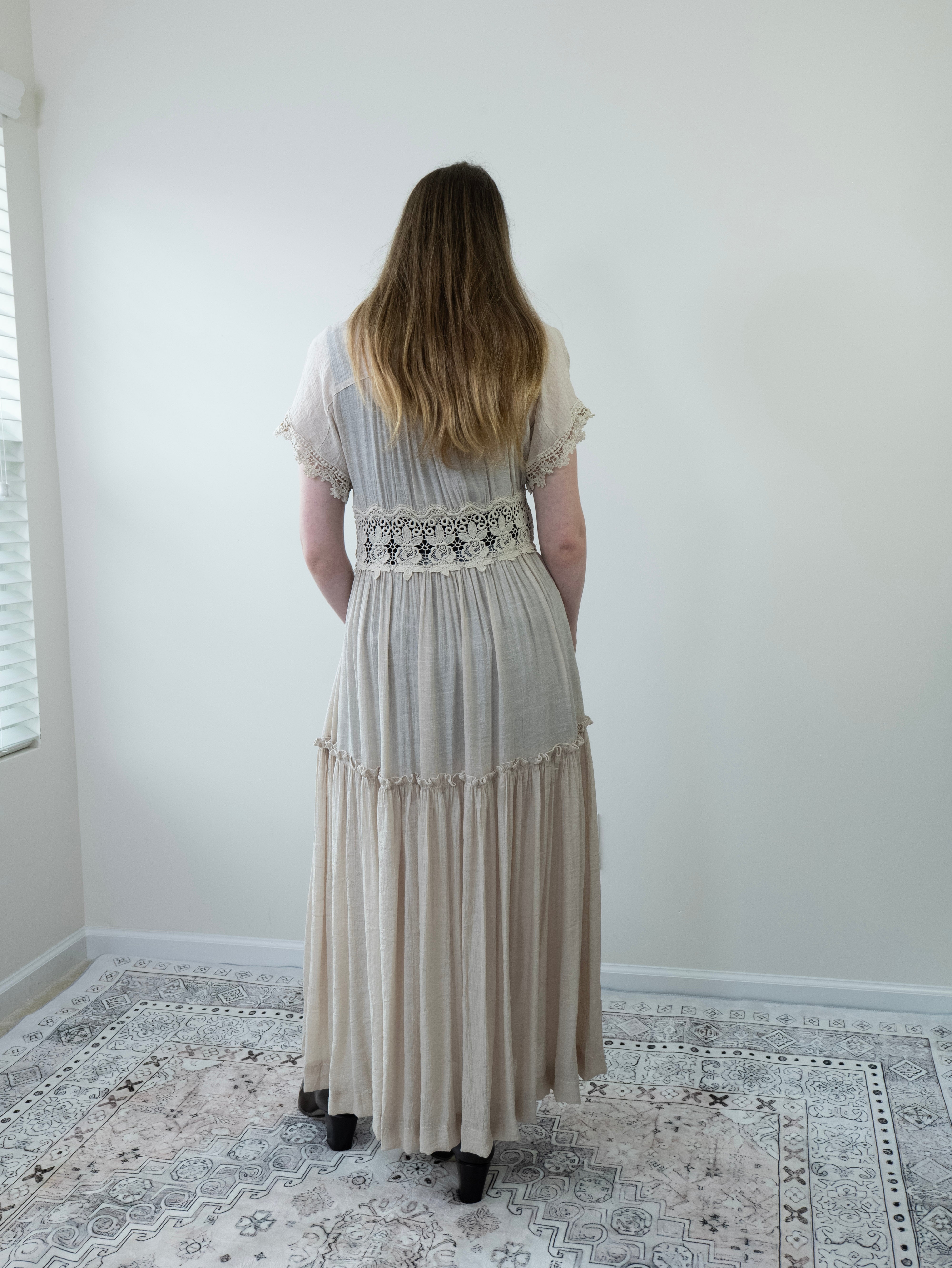 Model wearing Breeze Maxi Duster, back view